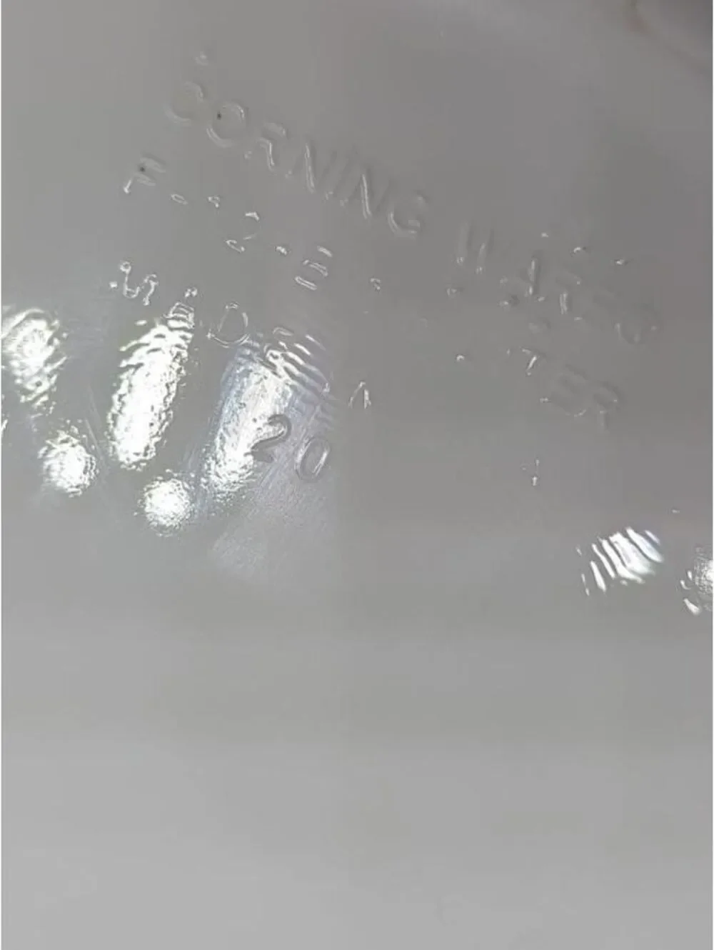 Vtg CorningWare White Oval Casserole Dish Clear Glass Lid
